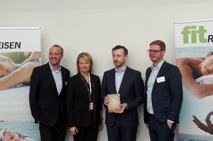 Ing. Martin Plachý, druhý zprava, převzal významné ocenění Ing. Martin Plachý, druhý zprava, převzal významné ocenění