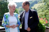 Ursula Kindt-Walter mit manager Hotel Royal Marienbad