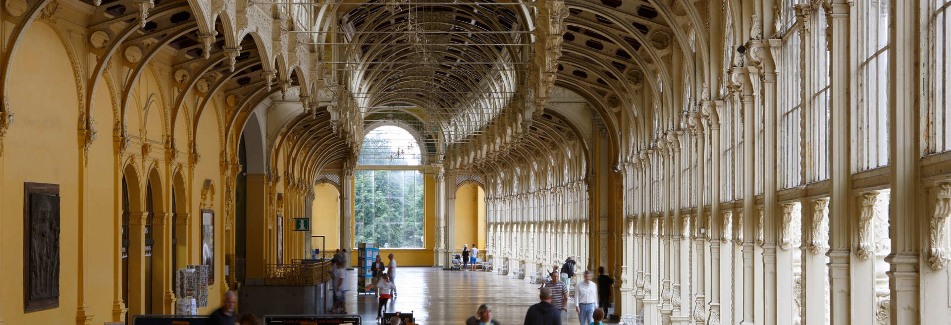 Lázeňská kolonáda - hotel ROYAL Mariánské Lázně